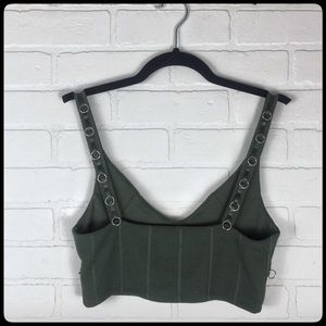 Topshop Tops - 🚨 3 FOR $25! TOPSHOP CROP TANK TOP Topshop Tops - 🚨 3 FOR $25! TOPSHOP CROP TANK TOP